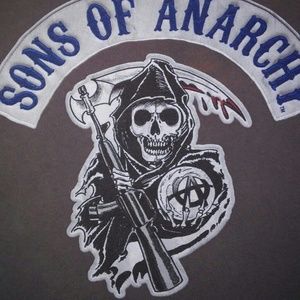 Sons of Anarchy t shirt.